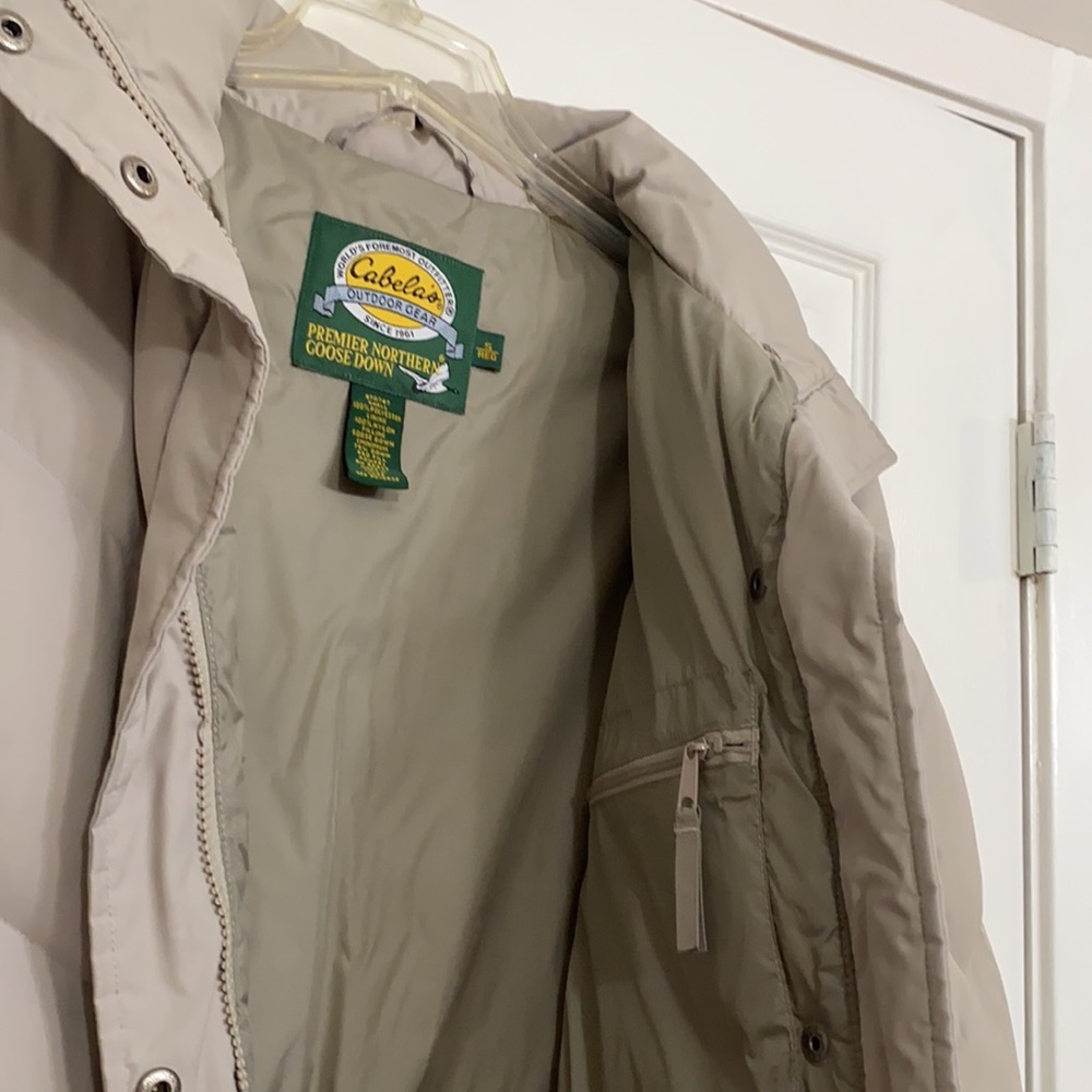 Beautiful Cabelas Jacket Size Medium - image 4